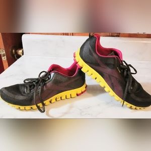 Reebox Real Flex Running Shoes  size 7